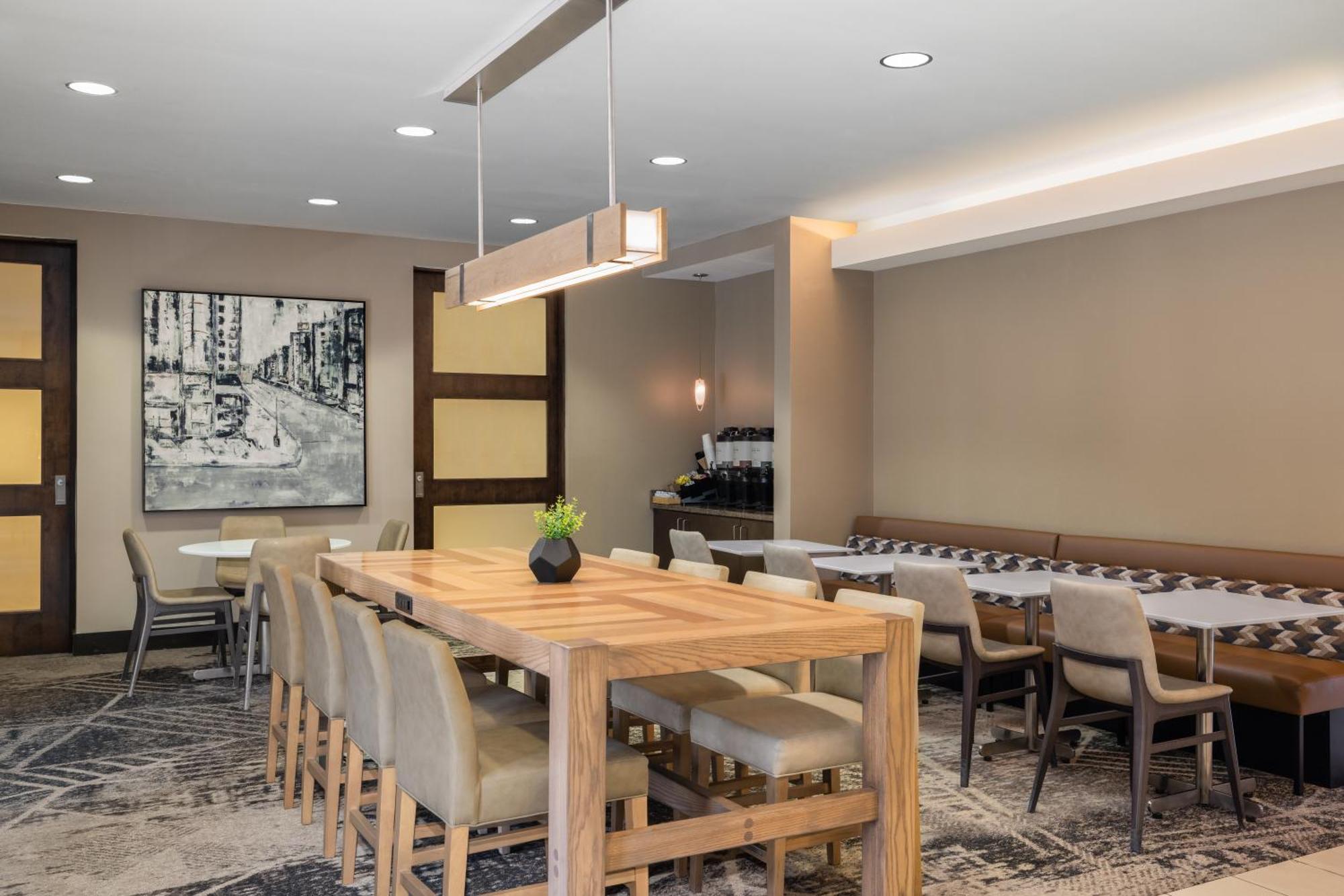 Residence Inn By Marriott Des Moines Downtown Ngoại thất bức ảnh